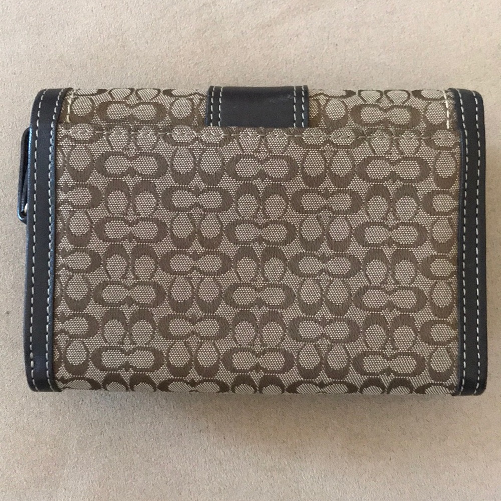 Coach wallet - Picture 3 of 3